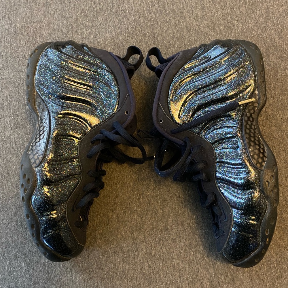 NIKE FOAM LIMITED RELEASE